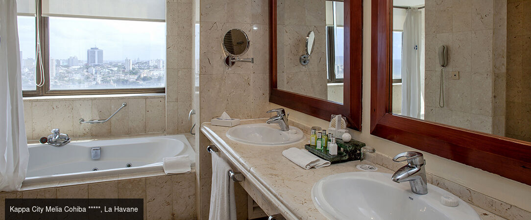 Rythmes cubains et lagons de Cayo Santa María - Combiné de 5 à 14 nuits entre l’effervescence de La Havane et les plages préservées de Cayo Santa María, pour vivre Cuba entre culture et douceur caribéenne. - Cuba : La Havane & Cayo Santa María