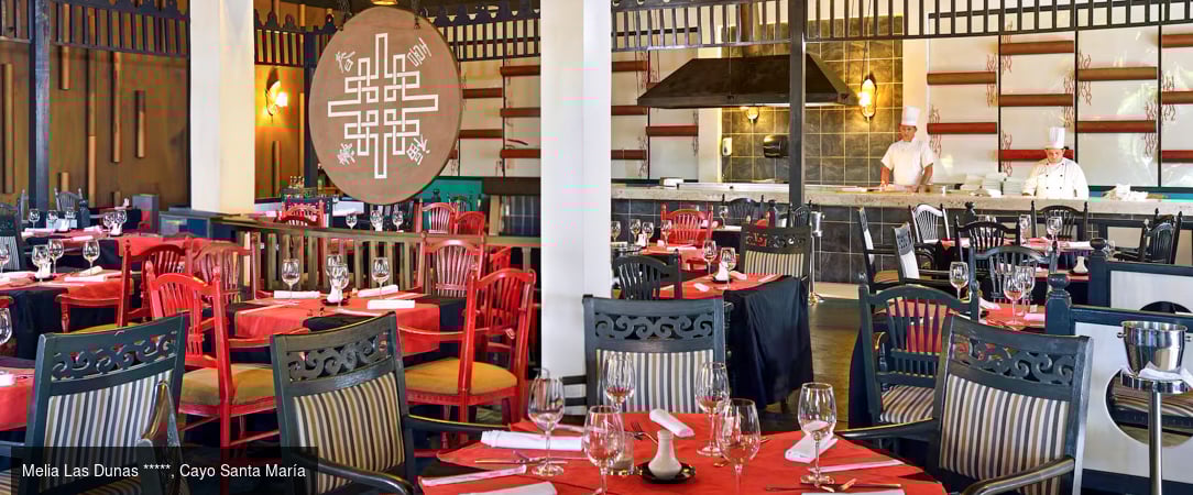 Rythmes cubains et lagons de Cayo Santa María - Combiné de 5 à 14 nuits entre l’effervescence de La Havane et les plages préservées de Cayo Santa María, pour vivre Cuba entre culture et douceur caribéenne. - Cuba : La Havane & Cayo Santa María