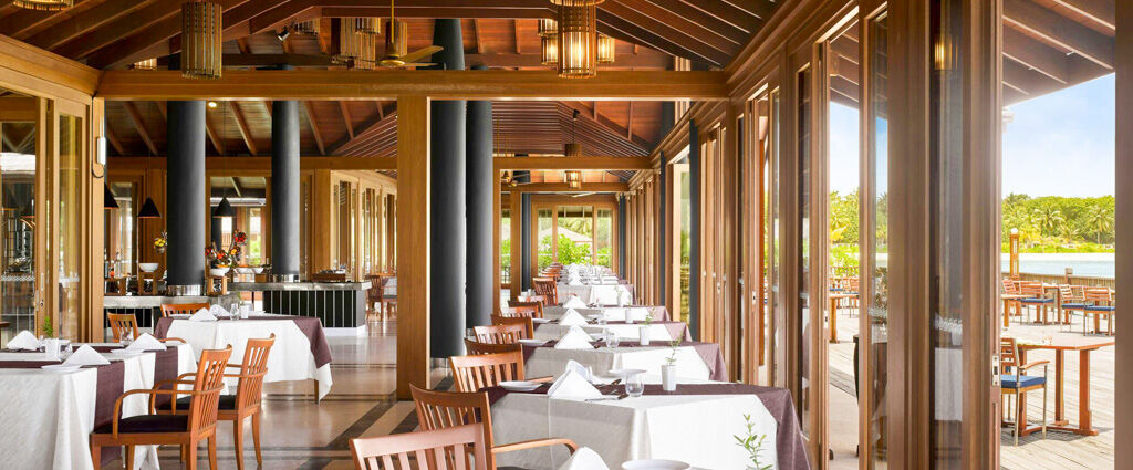 Villa Nautica Paradise Island Resort ★★★★★ - Votre villa confortable et glamour au cœur d’un lagon turquoise dans le paradis des Maldives. - Maldives