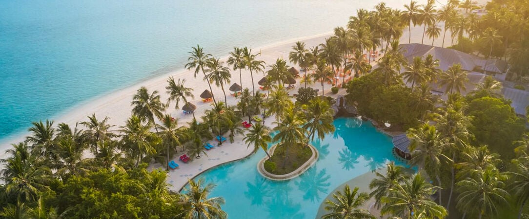 Villa Park Resort Maldives ★★★★★ - Farniente & divertissement sur une île paradisiaque des Maldives, l'idéal pour profiter en famille. - Maldives