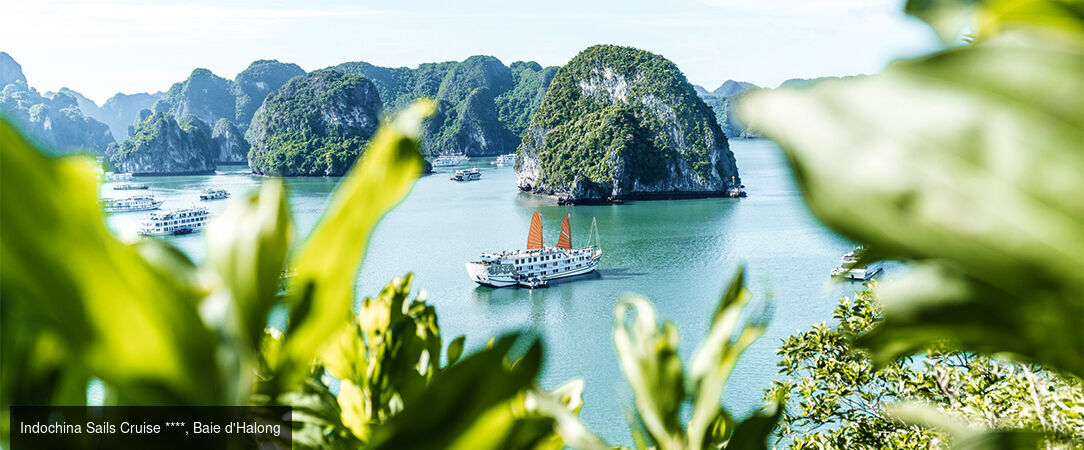 Trésors d’Indochine et rivages du Vietnam - Circuit de 10 ou 13 nuits entre temples mythiques d’Angkor, paysages karstiques du nord du Vietnam, croisière à Ha Long et découverte de Saigon, avec extension balnéaire possible à Mui Ne. - Vietnam & Cambodge : Siem Reap à Ho Chi Minh