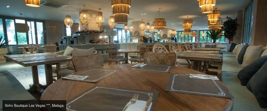 Palais et villages blancs sous le soleil d’Andalousie - Autotour de 7 nuits à la découverte des trésors andalous, de Malaga à Séville, entre héritage mauresque, culture vibrante et art de vivre méditerranéen. - Andalousie : Malaga, Séville