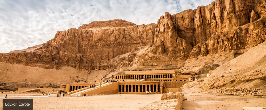 Tour du monde en avion privatisé : Visages et Civilisations avec Ciels du Monde - Embarquez pour un voyage rare et majestueux : un Tour du Monde de 23 jours, pensé comme une parenthèse hors du temps. - 3 continents, 9 pays