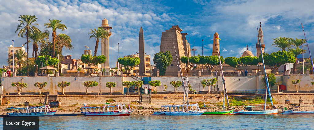 Tour du monde en avion privatisé : Visages et Civilisations avec Ciels du Monde - Embarquez pour un voyage rare et majestueux : un Tour du Monde de 23 jours, pensé comme une parenthèse hors du temps. - 3 continents, 9 pays