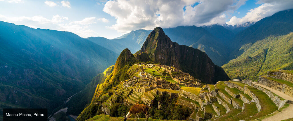 Tour du monde en avion privatisé : Visages et Civilisations avec Ciels du Monde - Embarquez pour un voyage rare et majestueux : un Tour du Monde de 23 jours, pensé comme une parenthèse hors du temps. - 3 continents, 9 pays