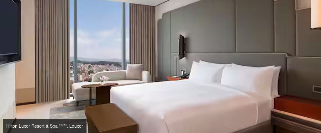 Tour du monde en avion privatisé : Visages et Civilisations avec Ciels du Monde - Embarquez pour un voyage rare et majestueux : un Tour du Monde de 23 jours, pensé comme une parenthèse hors du temps. - 3 continents, 9 pays