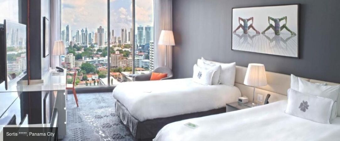 Tour du monde en avion privatisé : Visages et Civilisations avec Ciels du Monde - Embarquez pour un voyage rare et majestueux : un Tour du Monde de 25 jours, pensé comme une parenthèse hors du temps. - 3 continents, 9 pays