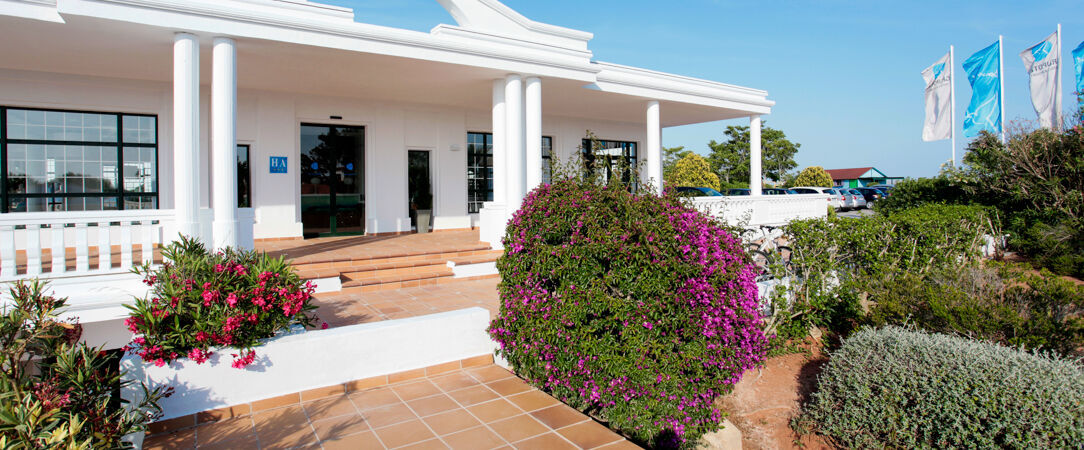 Club Coralia Grupotel Mar de Menorca ★★★★ - Un hôtel All Inclusive, calme et lumineux au cœur des paysages de rêve de Minorque. - Minorque, Espagne