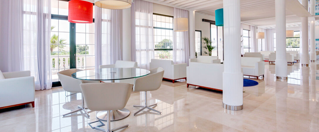 Club Coralia Grupotel Mar de Menorca ★★★★ - Un hôtel All Inclusive, calme et lumineux au cœur des paysages de rêve de Minorque. - Minorque, Espagne