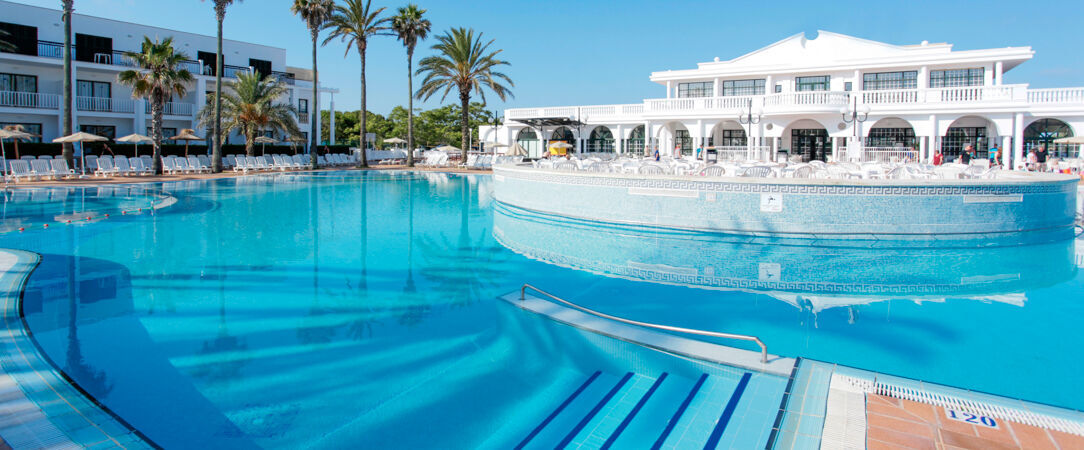 Club Coralia Grupotel Mar de Menorca ★★★★ - Un hôtel All Inclusive, calme et lumineux au cœur des paysages de rêve de Minorque. - Minorque, Espagne