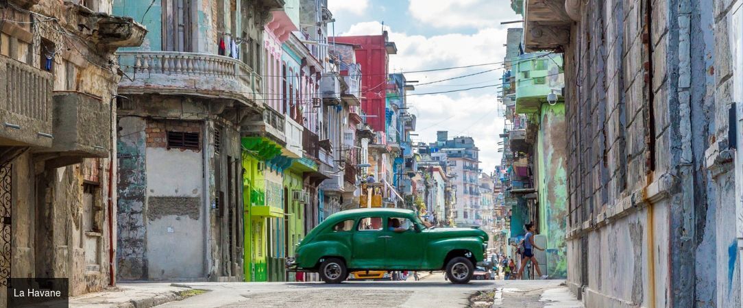 De la Havane à Varadero, découvrez Cuba, la perle des Caraïbes - Combiné de 7, 9 à 10, 12 ou 14 nuits : découvrez les deux faces d’une île merveilleuse dans des adresses 5 étoiles. - Cuba : La Havane & Varadero