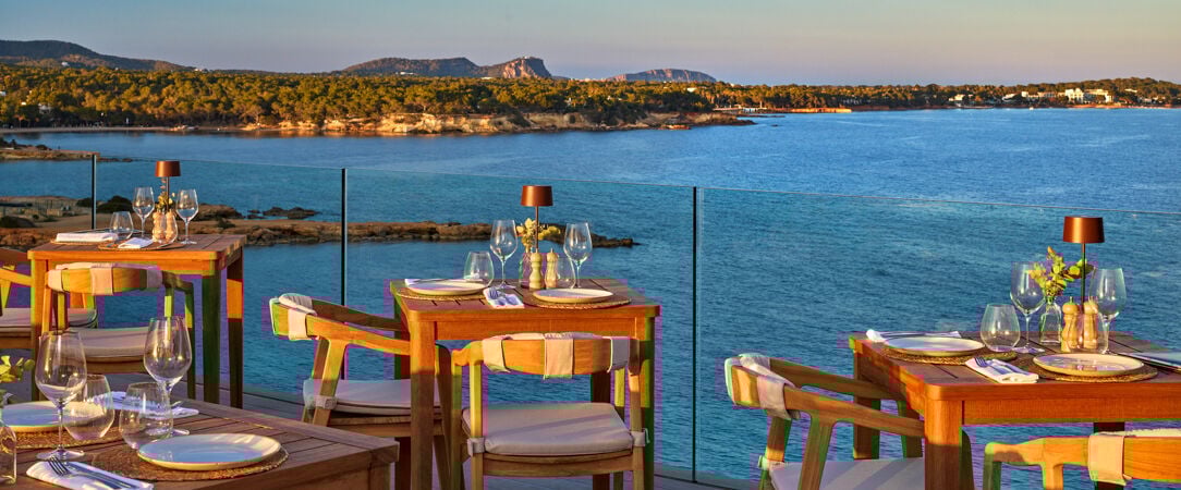 Meliá Ibiza – Adults Only ★★★★ - Une parenthèse Adults Only face à la Méditerranée, pour savourer Ibiza dans sa version la plus douce. - Ibiza, Espagne