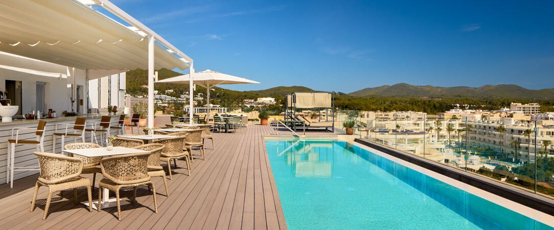 Meliá Ibiza – Adults Only ★★★★ - Une parenthèse Adults Only face à la Méditerranée, pour savourer Ibiza dans sa version la plus douce. - Ibiza, Espagne
