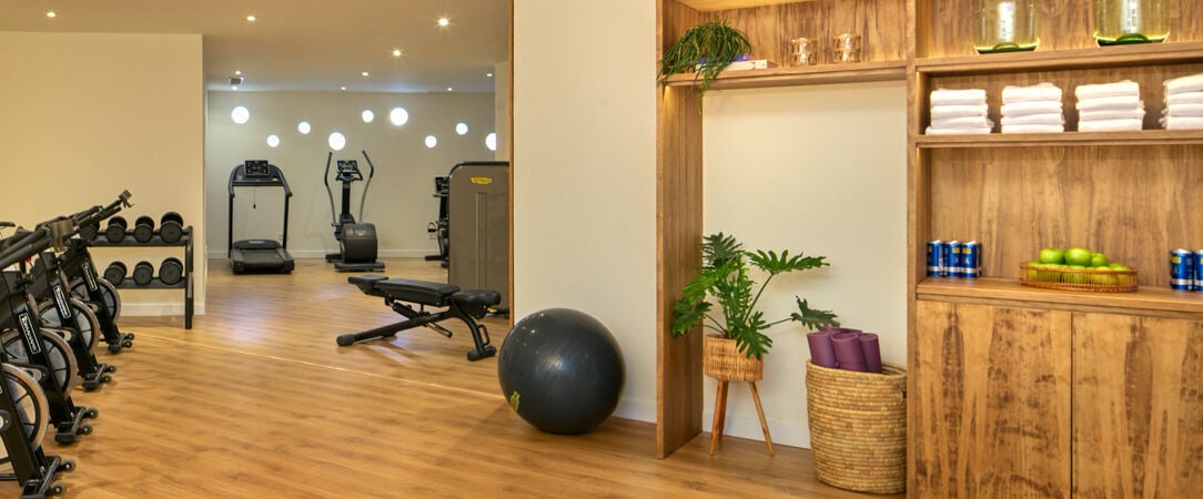 Meliá Ibiza – Adults Only ★★★★ - Une parenthèse Adults Only face à la Méditerranée, pour savourer Ibiza dans sa version la plus douce. - Ibiza, Espagne