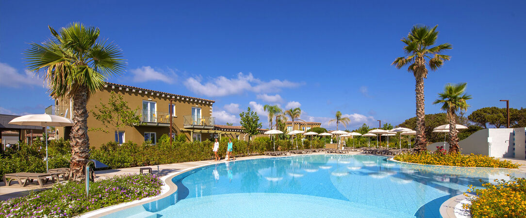 Is Serenas Badesi Resort ★★★★ - Vacances de rêve en front de mer, dans un coin de paradis sarde. - Sardaigne, Italie