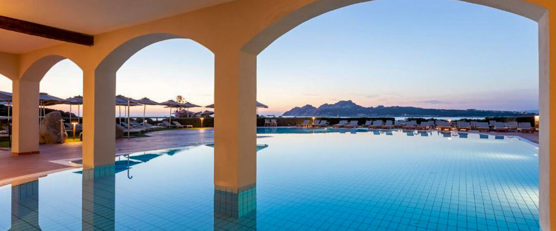 Mangia's Santa Teresa Resort ★★★★★ - Adresse 5 étoiles entièrement rénovée au bord de la mer en Sardaigne. - Sardaigne, Italie