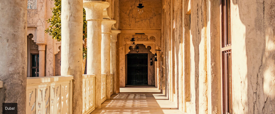 Entre désert, gratte-ciels et traditions - Circuit de 4 nuits entre Dubaï et Abu Dhabi, à la découverte du fascinant contraste entre modernité étincelante, culture orientale et splendeurs du désert. - Émirats arabes unis : Dubaï & Abu Dhabi
