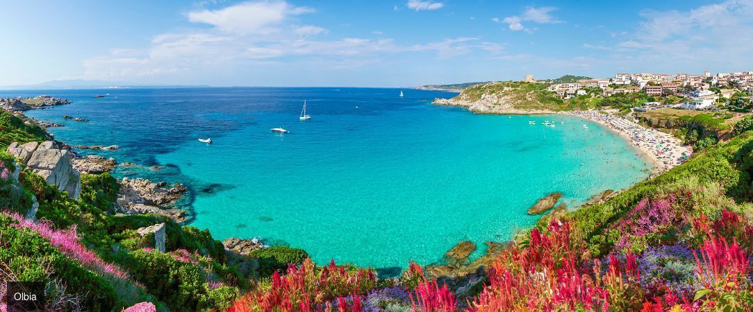 Découverte de la Sardaigne du nord au sud - Un itinéraire en liberté à travers la Sardaigne, entre plages turquoise et villages historiques. - Sardaigne, Italie