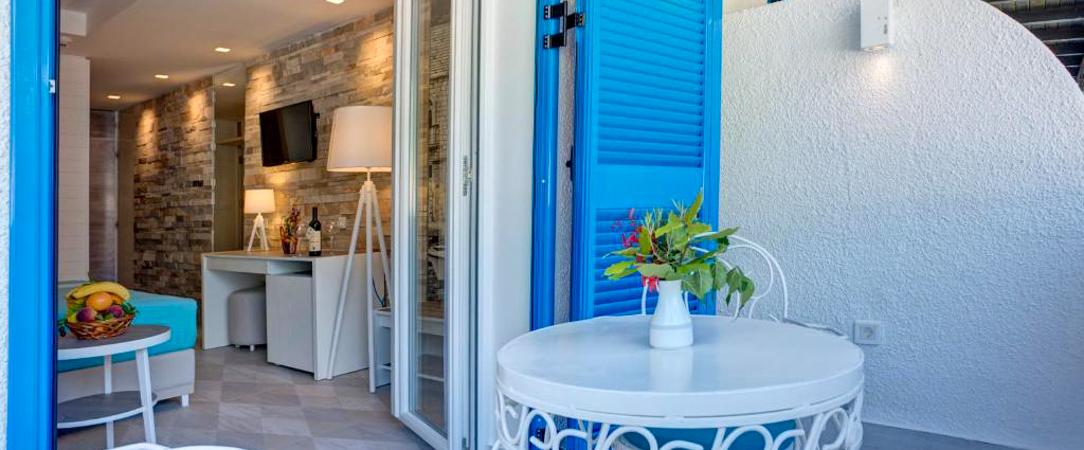 Hotel Aleksandar ★★★★ - Un séjour lumineux à Budva, entre piscines extérieures et douceur adriatique du Monténégro. - Budva, Monténégro