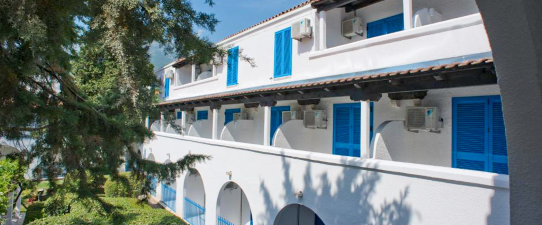 Hotel Aleksandar ★★★★ - Un séjour lumineux à Budva, entre piscines extérieures et douceur adriatique du Monténégro. - Budva, Monténégro