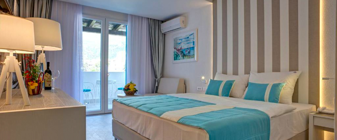 Hotel Aleksandar ★★★★ - Un séjour lumineux à Budva, entre piscines extérieures et douceur adriatique du Monténégro. - Budva, Monténégro