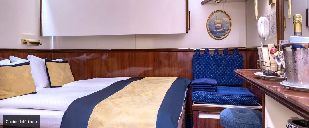 Italie en mer : histoire & culture - Croisière de 7 nuits, des trésors de Rome aux îles volcaniques du sud de l'Italie, rythmée par les conférences de Raphaël Enthoven. - Italie : Rome, côte amalfitaine & îles volcaniques