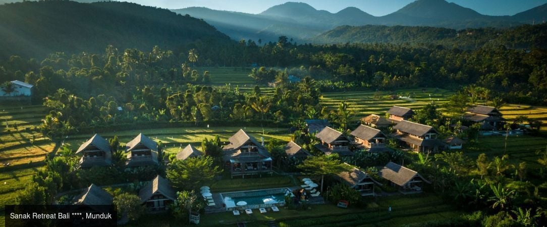 Bali & Java : Voyage entre deux îles - Un circuit privatif inoubliable de 7 nuits entre rizières, volcans, plages sauvages et villages authentiques de l’Est de Java. - Indonésie : Bali & Java