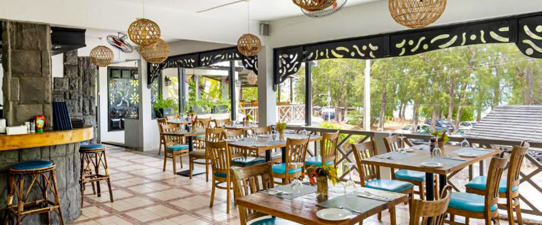 Ôclub Expérience Le Grand Bleu Hôtel & Spa★★★ - Parenthèse tropicale en demi-pension au bord d’un lagon sous le soleil mauricien. - Trou aux Biches, Île Maurice