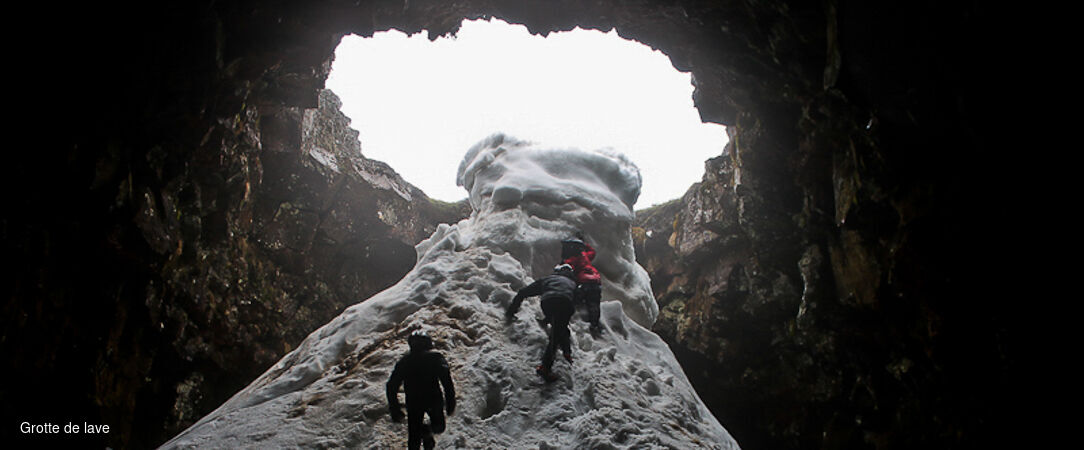 Magie boréale en terres islandaises - Circuit accompagné de 8 jours à la découverte des cascades, glaciers et geysers de l’Islande, avec nuits dédiées à l’observation des aurores boréales. - Islande : Côte Sud & Reykjavik