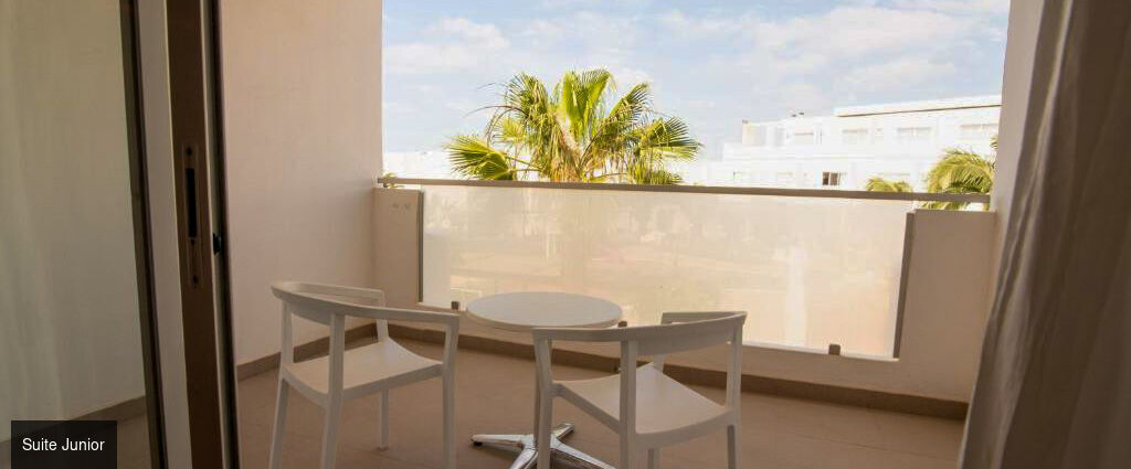 Ôclub Sentido Aequora Lanzarote Suites ★★★★ - Douce escapade ensoleillée en All Inclusive en bord de mer sous le soleil des îles Canaries. - Lanzarote, Îles Canaries