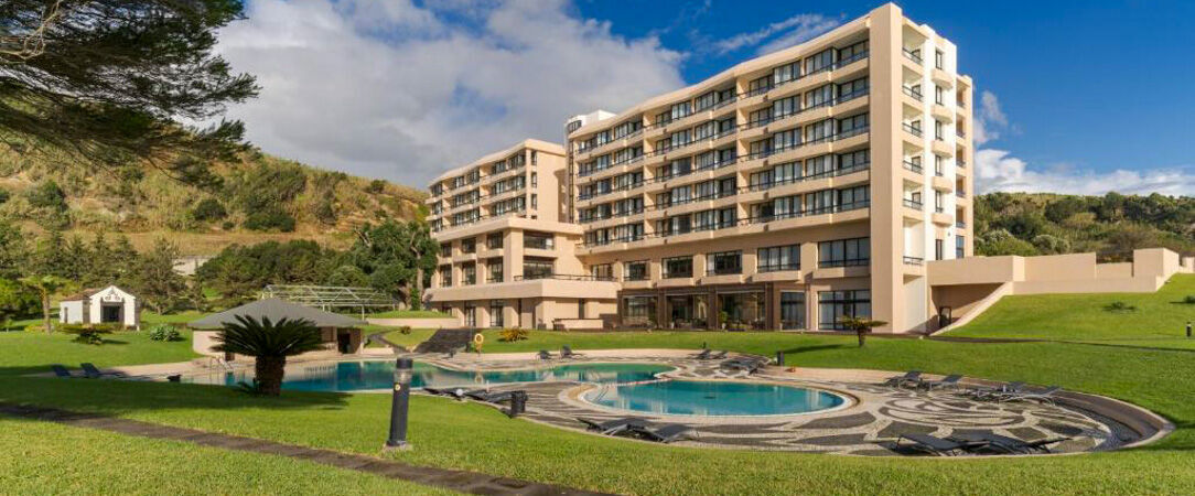 Pestana Bahia Praia ★★★★ - Face à l'Atlantique, un havre insulaire entre plage & jardins. - Açores, Portugal