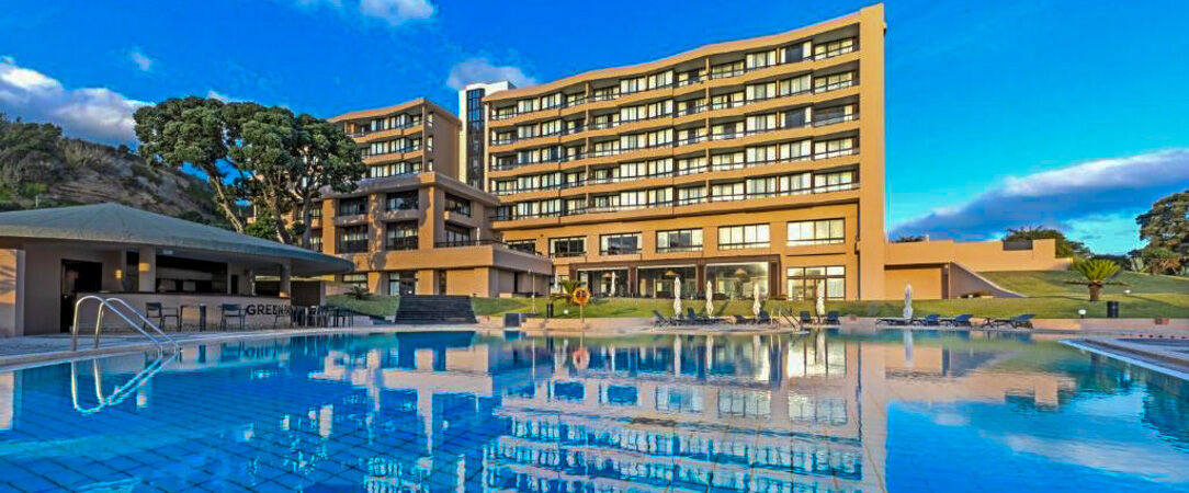 Pestana Bahia Praia ★★★★ - Face à l'Atlantique, un havre insulaire entre plage & jardins. - Açores, Portugal