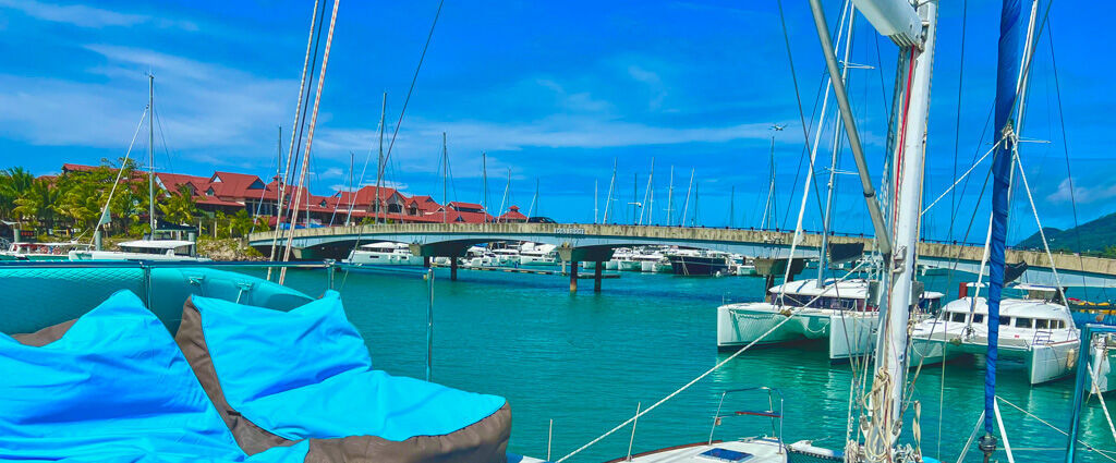 Croisière privée aux Seychelles à bord d'un catamaran haut de gamme - 7 nuits en All Inclusive au cœur de l’archipel mythique des Seychelles, entre lagons turquoise, nature préservée et douceur créole. - Seychelles