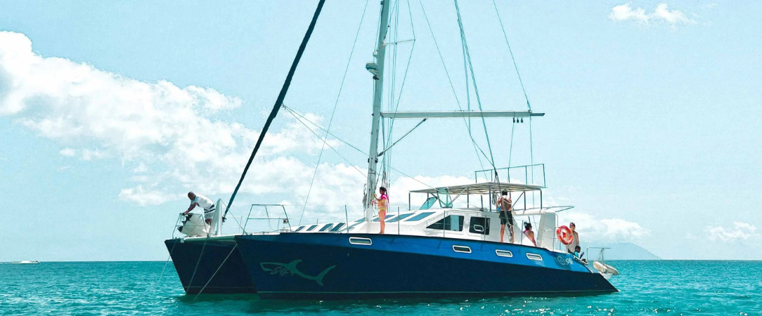 Croisière privée aux Seychelles à bord d'un catamaran haut de gamme - 7 nuits en All Inclusive au cœur de l’archipel mythique des Seychelles, entre lagons turquoise, nature préservée et douceur créole. - Seychelles