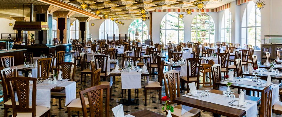 Iberostar Selection Kantaoui Bay ★★★★★ - Une escapade ensoleillée et luxueuse à Sousse, entre style arabo-mauresque et douceur de vivre sur les rives du golfe d’Hammamet. - Sousse, Tunisie