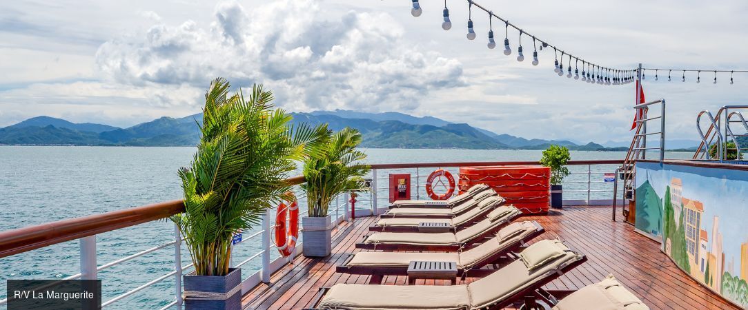 Croisière gastronomique au fil du Mékong - Croisière gastronomique de 11 nuits entre les temples d’Angkor, le Mékong authentique et la découverte de Saïgon, la Cheffe Stéphanie Le Quellec vous invite ! - Cambodge & Vietnam : de Siem Reap à Saïgon