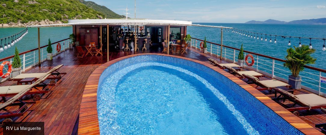 Croisière gastronomique au fil du Mékong - Croisière gastronomique de 11 nuits entre les temples d’Angkor, le Mékong authentique et la découverte de Saïgon, la Cheffe Stéphanie Le Quellec vous invite ! - Cambodge & Vietnam : de Siem Reap à Saïgon