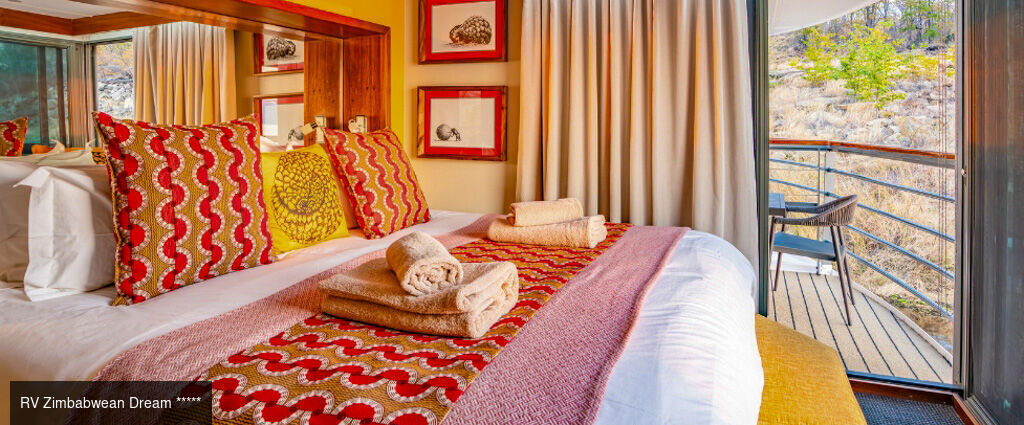 L’Afrique Australe à bord du Zimbabwean Dream - Croisière-safari de 8 nuits en Afrique australe ; parcs mythiques de Chobé et de Matusadona, traditions namibiennes et paysages grandioses des chutes Victoria. - Afrique australe