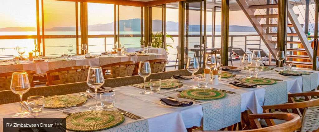 L’Afrique Australe à bord du Zimbabwean Dream - Croisière-safari de 8 nuits en Afrique australe ; parcs mythiques de Chobé et de Matusadona, traditions namibiennes et paysages grandioses des chutes Victoria. - Afrique australe