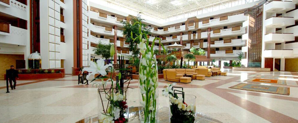 Amadil Ocean Club Agadir ★★★★ by Ôvoyages - Une parenthèse ensoleillée face à la mer à Agadir dans la douceur marocaine, l'idéal pour profiter en famille. - Agadir, Maroc