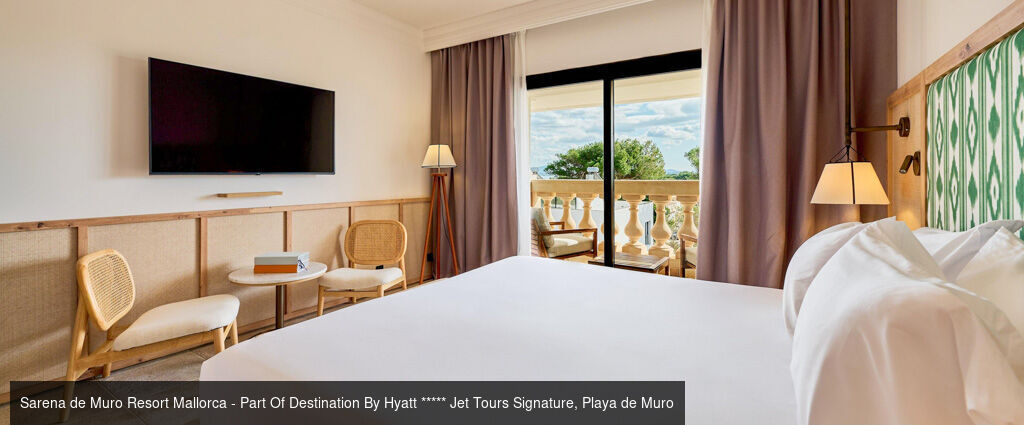 Deux rivages sous le soleil baléare Jet Tours Signature - Combiné de 9 à 14 nuits à Majorque, entre la plage préservée de Playa de Muro et l’énergie balnéaire de Palma. - Majorque : Playa de Muro & Palma