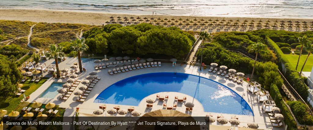 Deux rivages sous le soleil baléare Jet Tours Signature - Combiné de 9 à 14 nuits à Majorque, entre la plage préservée de Playa de Muro et l’énergie balnéaire de Palma. - Majorque : Playa de Muro & Palma