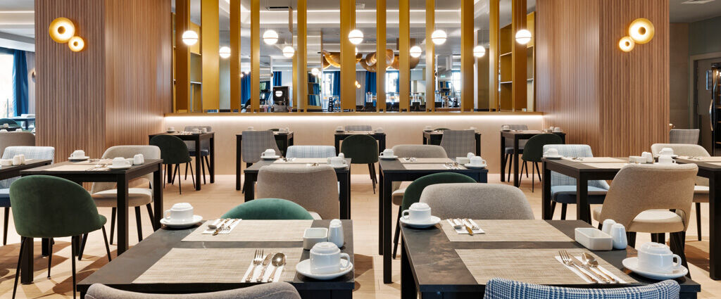 Jet Tours RIU Plaza London Victoria ★★★★ - Une adresse contemporaine au cœur de Westminster, idéale pour explorer Londres à pied, entre élégance urbaine et confort moderne. - Londres, Royaume-Uni