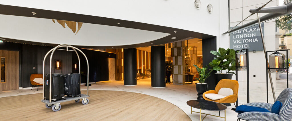 Jet Tours RIU Plaza London Victoria ★★★★ - Une adresse contemporaine au cœur de Westminster, idéale pour explorer Londres à pied, entre élégance urbaine et confort moderne. - Londres, Royaume-Uni