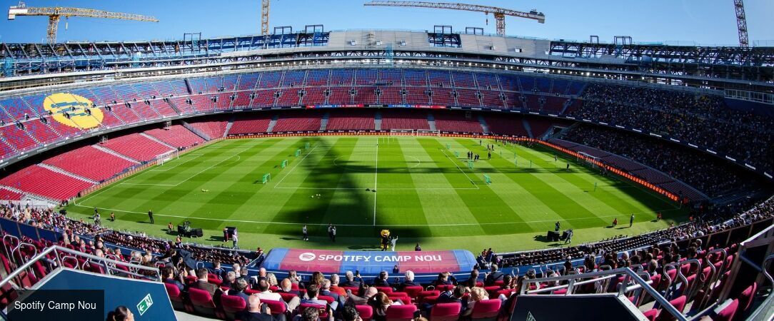 FC Barcelona, l’émotion en direct – Saison 2025-2026 - Toute l’intensité d’un match du FC Barcelona au Spotify Camp Nou lors d’un séjour confortable sous le soleil de Barcelone. - Barcelone, Espagne