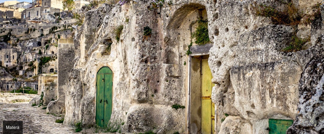 Pouilles : Terre d’Histoire - Jet Tours Signature - Circuit de 7 nuits à la découverte des Pouilles et de Matera, entre villages blancs, cités troglodytes et paysages d’oliviers millénaires. - Italie : Pouilles & Basilicate