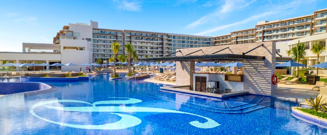 Royalton Splash Riviera Cancun ★★★★★ - Une adresse spectaculaire et familiale pour vivre la Riviera Maya, entre plaisirs aquatiques, All Inclusive et douceur caribéenne. - Cancun, Mexique