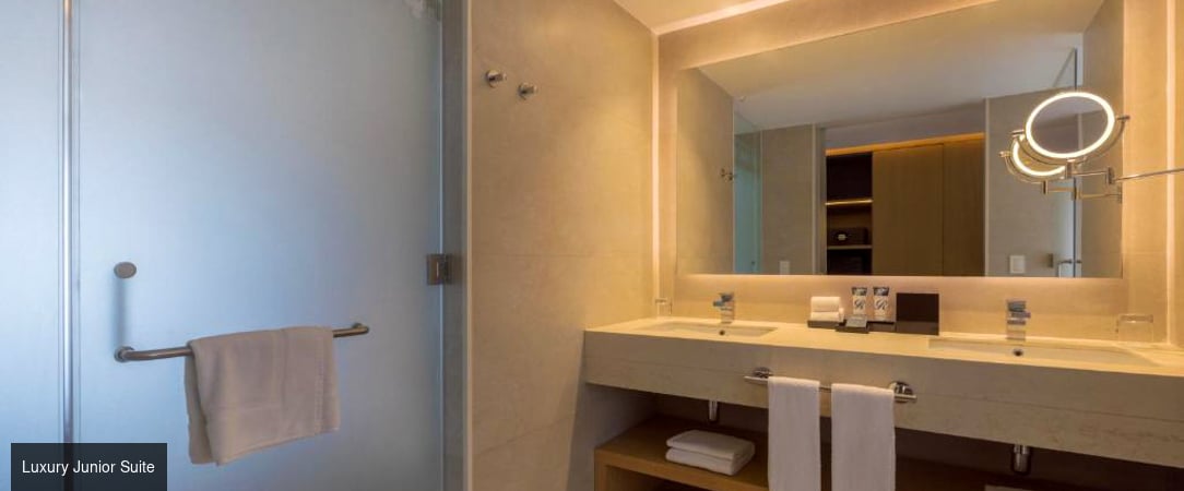 Royalton Splash Riviera Cancun ★★★★★ - Une adresse spectaculaire et familiale pour vivre la Riviera Maya, entre plaisirs aquatiques, All Inclusive et douceur caribéenne. - Cancun, Mexique