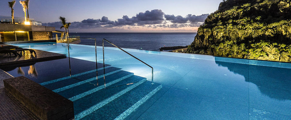 Saccharum Resort & Spa ★★★★★ - Un joyau architectural entre océan Atlantique et reliefs de Madère, dédié au bien-être et à l’art de vivre. - Madère, Portugal