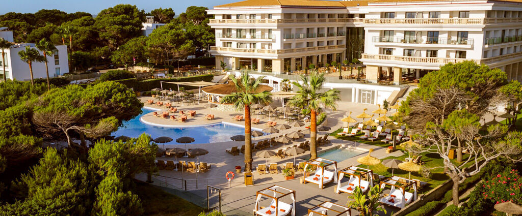 Sarena de Muro Resort Mallorca – Destination by Hyatt ★★★★★ Jet Tours Signature - Une adresse raffinée face aux eaux cristallines de Playa de Muro, au nord de l’île de Majorque. - Majorque, Espagne